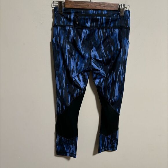 Lululemon Pace Rival Crop *Full-On Luxtreme Painted Animal Sprinkler- Size 4 - Picture 1 of 6
